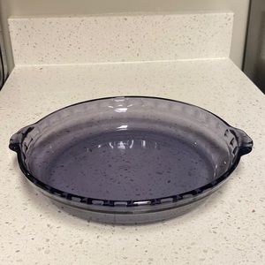 Pyrex 9.5 Inch amethyst pie pan